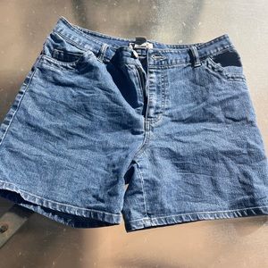 Cherokee High Waisted Dad Shorts